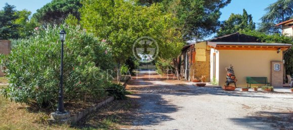 8 bedrooms Villa in Castiglione del Lago, Italy No. 178546 4