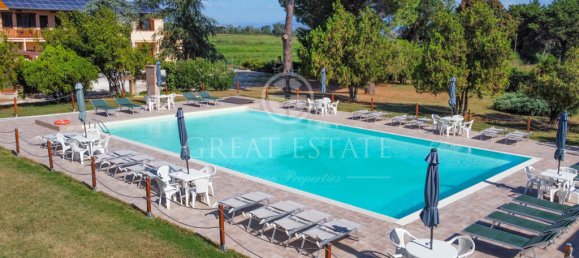 8 bedrooms Villa in Castiglione del Lago, Italy No. 178546 40