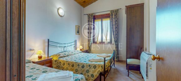 8 bedrooms Villa in Castiglione del Lago, Italy No. 178546 11