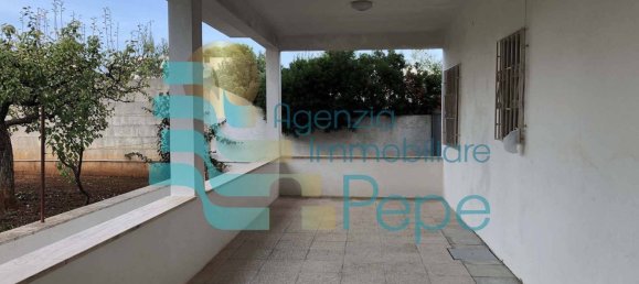 3 bedrooms Villa in Salve, Italy No. 345851 2