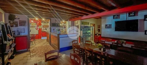 150m² Commercial property in Bagnolo Cremasco, Italy No. 359736 8