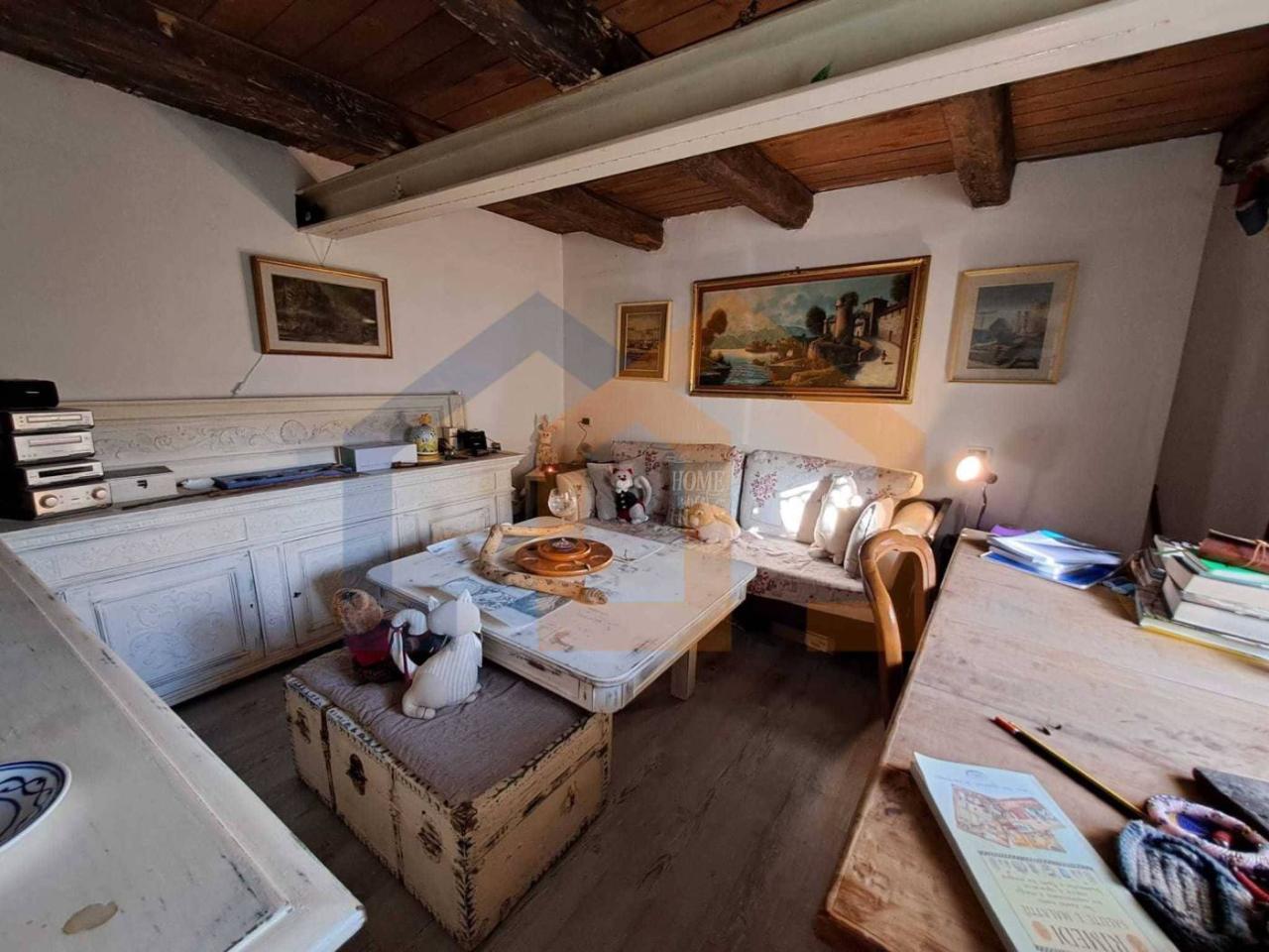 Casa de 7 divisões em Pallare, Italy N.º 39435