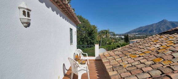 6 bedrooms Villa in Marbella, Spain No. 140586 3