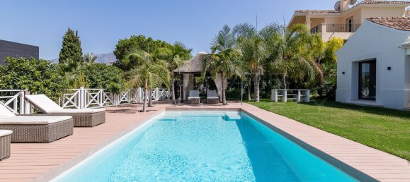 4 Schlafzimmer Villa in Marbella, Spain, Nr. 75413 2