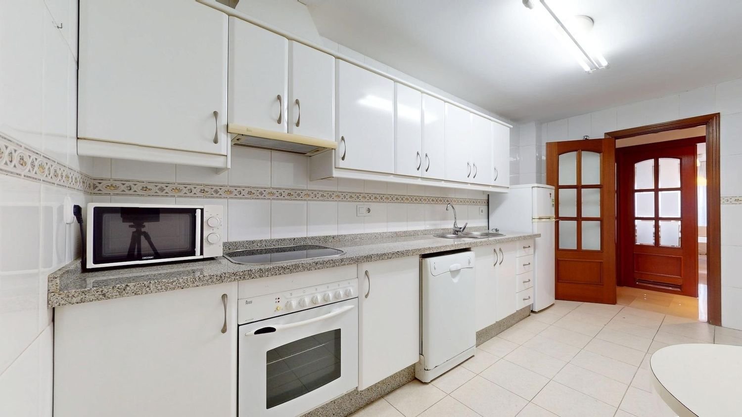 3 bedrooms Apartment in Cordoba, Spain No. 254704