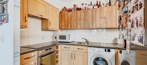 2 bedrooms Apartment in Crawley, United Kingdom No. 6294 5