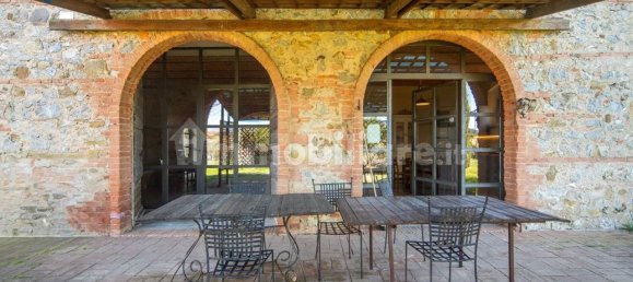 5 Schlafzimmer Haus in Gavorrano, Italy, Nr. 74676 8