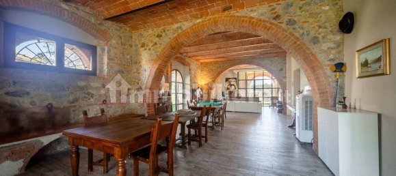 5 Schlafzimmer Haus in Gavorrano, Italy, Nr. 74676 11