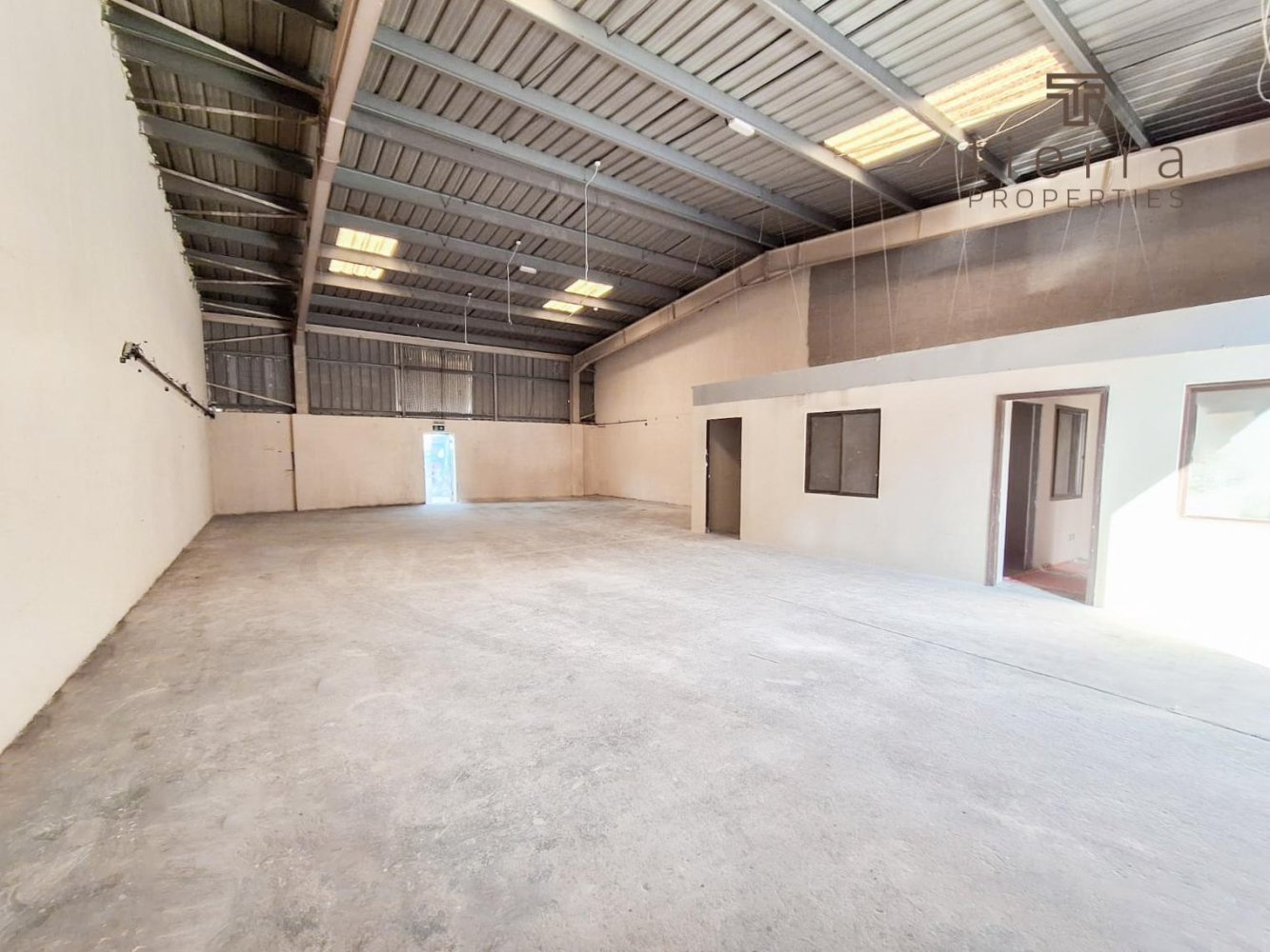 Almacén en Al Quoz, UAE 232.3 m² No. 55630