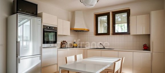 3 bedrooms House in Colayrac-Saint-Cirq, France No. 312911 4