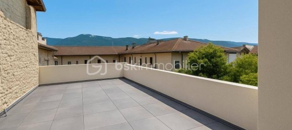 3 bedrooms Apartment in Vinay, France No. 320146 5