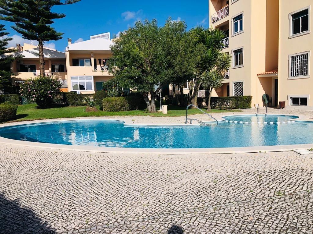 2 bedrooms Apartment in Cascais, Portugal No. 262554