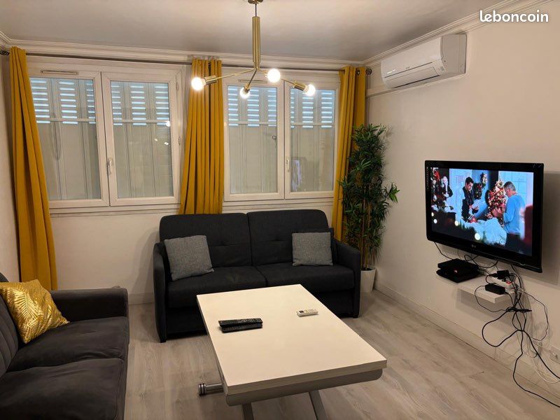 2 bedrooms Apartment in Montpellier, France No. 339346