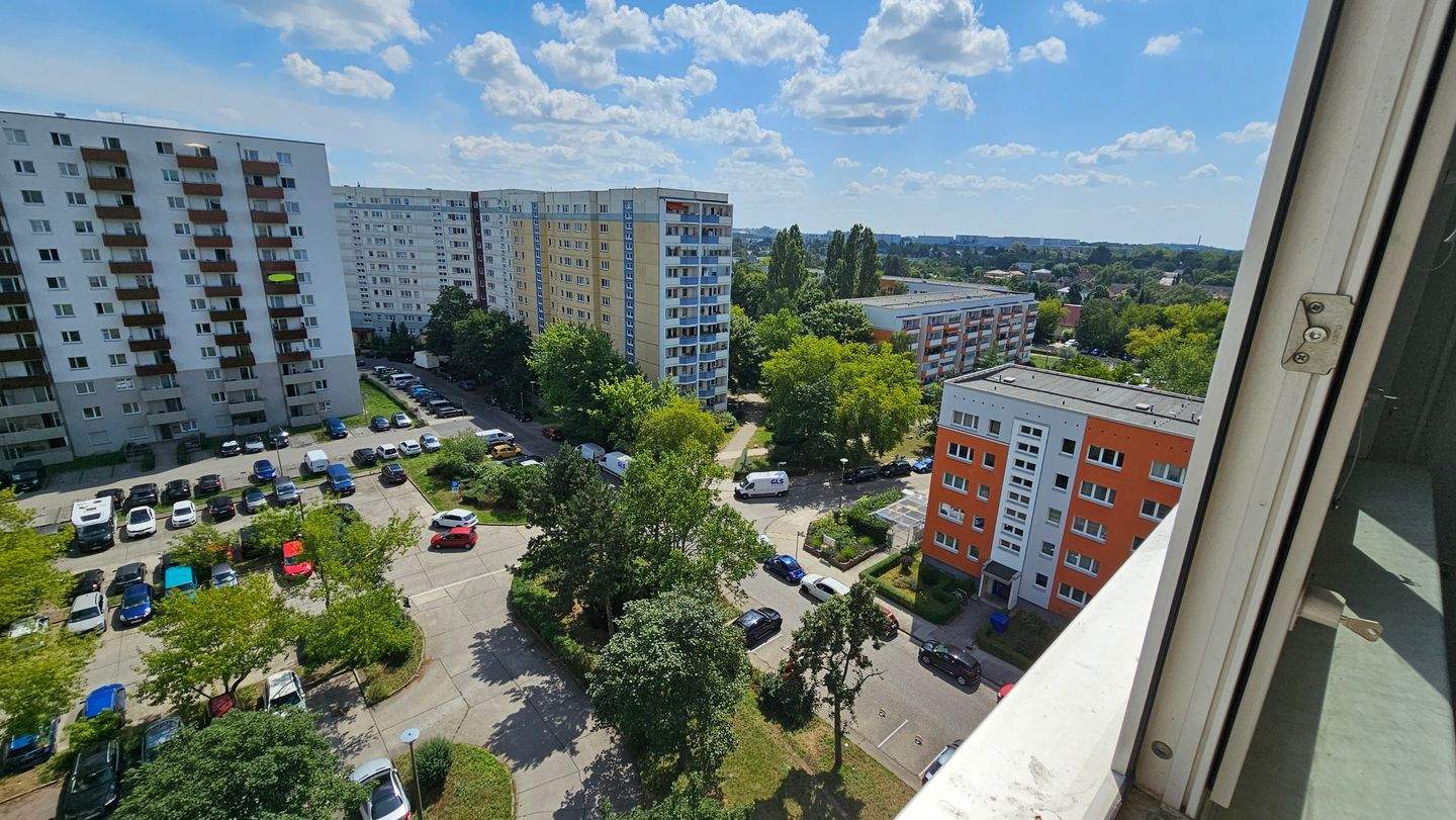 Apartamento de 2 habitaciónes en Marzahn, Germany No. 273262
