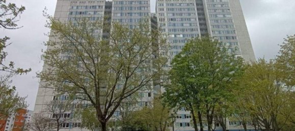 Apartamento de 2 habitaciónes en Marzahn, Germany No. 273262 2