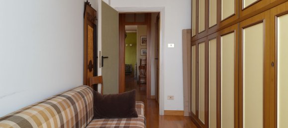 4 rooms Apartment in Rimini, Italy No. 264919 11