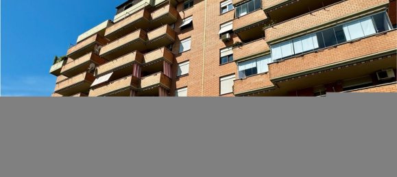 4-Zimmer Wohnung in Rome, Italy, Nr. 26880 2