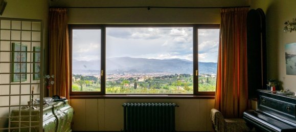 5 bedrooms Villa in Florence, Italy No. 196431 11