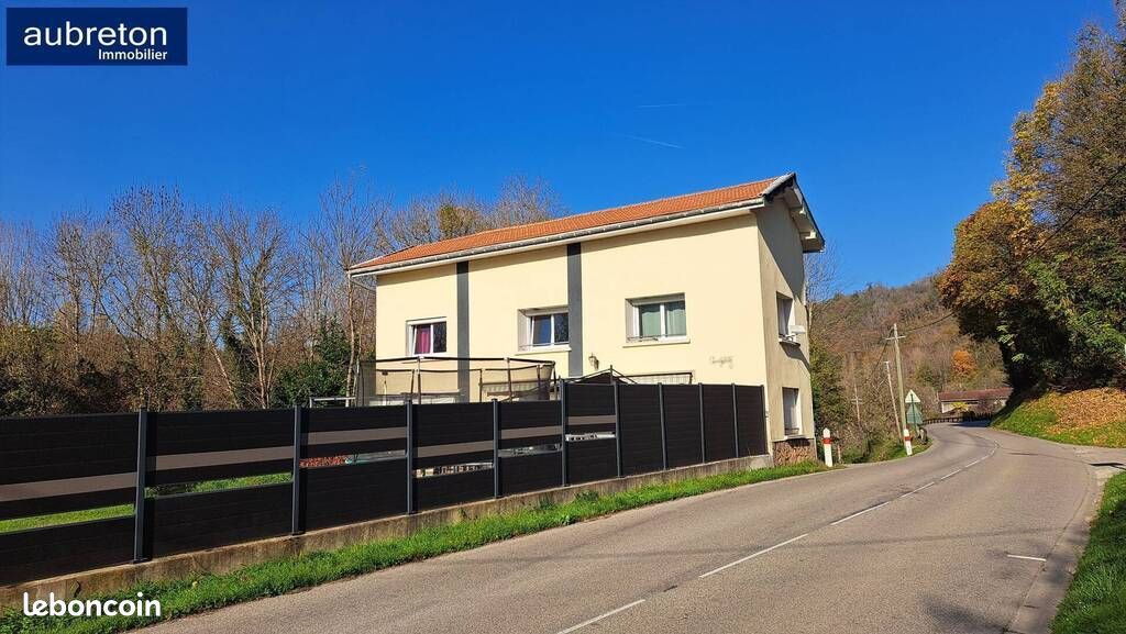 4 bedrooms House in Vinay, France No. 269326
