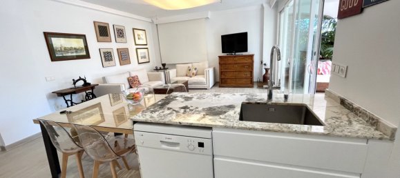 4 bedrooms Apartment in Marbella, Spain No. 5620 20