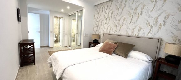 4 bedrooms Apartment in Marbella, Spain No. 5620 6