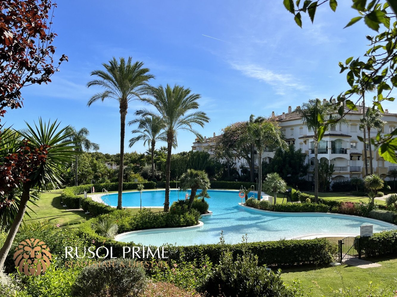 4 bedrooms Apartment in Marbella, Spain No. 5620