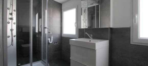 5 غرف نوم منزل ذو طابقين في Neuwied, Germany رقم 202941 30