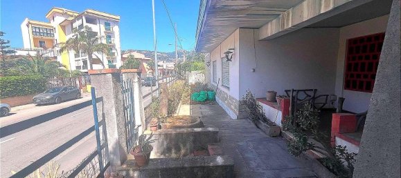 Casa de 10 habitaciónes en Palermo, Italy No. 71592 6