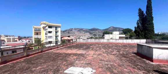 Casa de 10 habitaciónes en Palermo, Italy No. 71592 31