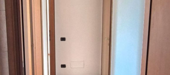 Apartamento de 3 habitaciónes en Molteno, Italy No. 279076 13