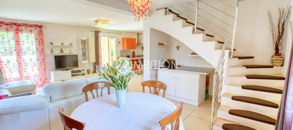 3 bedrooms House in Fayence, France No. 291133 10