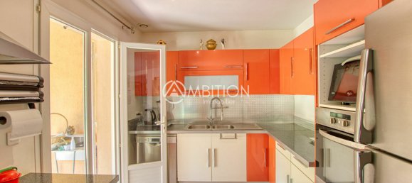 3 bedrooms House in Fayence, France No. 291133 8