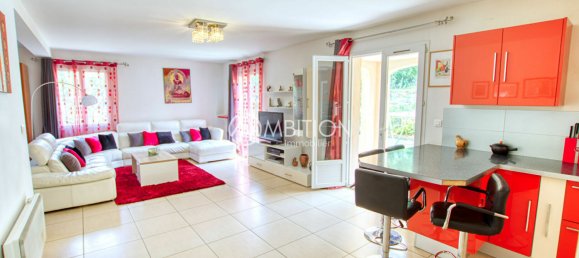 3 bedrooms House in Fayence, France No. 291133 3