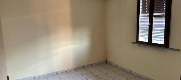 3 bedrooms Apartment in Somma Lombardo, Italy No. 283489 8