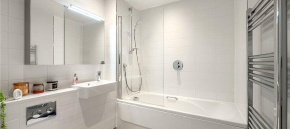 2 bedrooms Apartment in London, United Kingdom No. 7846 11