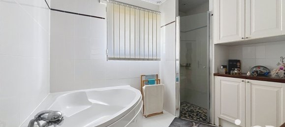 Casa de 4 dormitorios en Landes, France No. 321062 9