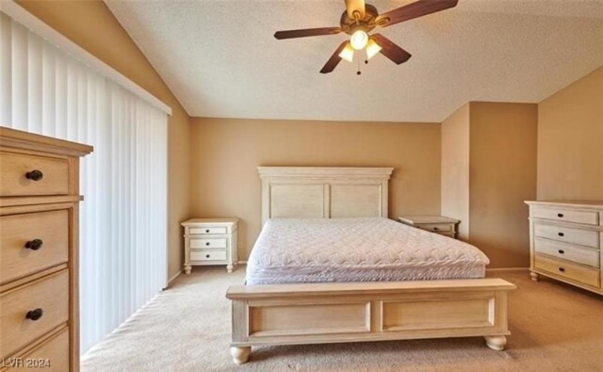 4 bedrooms House in Las Vegas, USA No. 381127