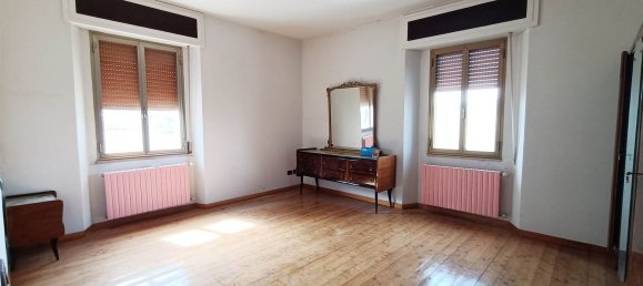 5-Zimmer Wohnung in Castiglione dei Pepoli, Italy, Nr. 152936 3