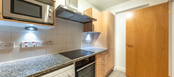 1 bedroom Apartment in St Johns Wood, United Kingdom No. 7476 9