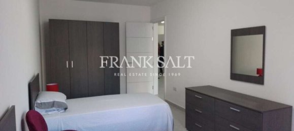 2 Schlafzimmer Wohnung in Saint Julian's, Malta, Nr. 8077 3