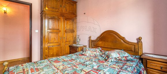 3 bedrooms House in Louredo, Portugal No. 170048 12