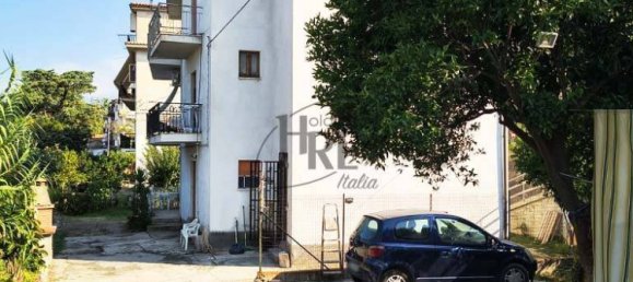3 bedrooms Apartment in Cetraro, Italy No. 343696 3
