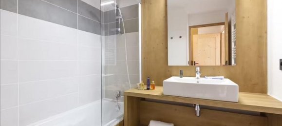 2 Schlafzimmer Wohnung in Beaufort, France, Nr. 301351 5