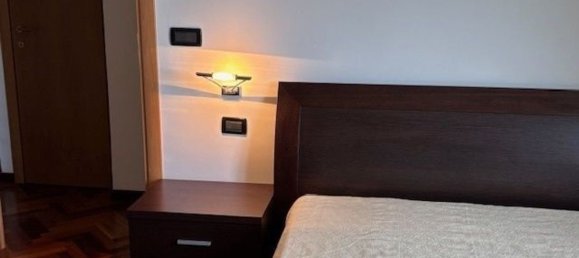 Квартира с 5 комнатами в Генуя, Италия № 284231 21