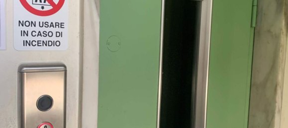 Квартира с 5 комнатами в Генуя, Италия № 284231 32