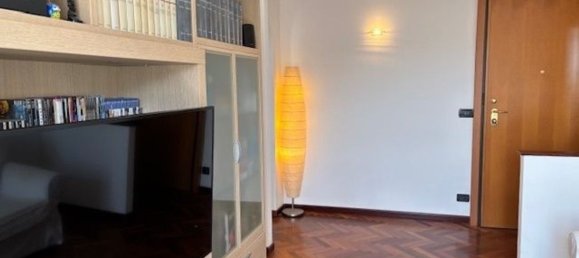 Квартира с 5 комнатами в Генуя, Италия № 284231 2