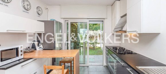 4 bedrooms Villa in Lecco, Italy No. 310946 16