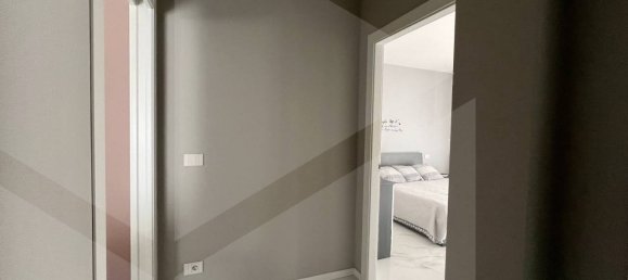 3 rooms Apartment in Bologna, Italy No. 27539 10