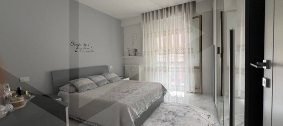3 rooms Apartment in Bologna, Italy No. 27539 15