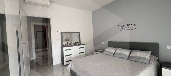 3 rooms Apartment in Bologna, Italy No. 27539 18